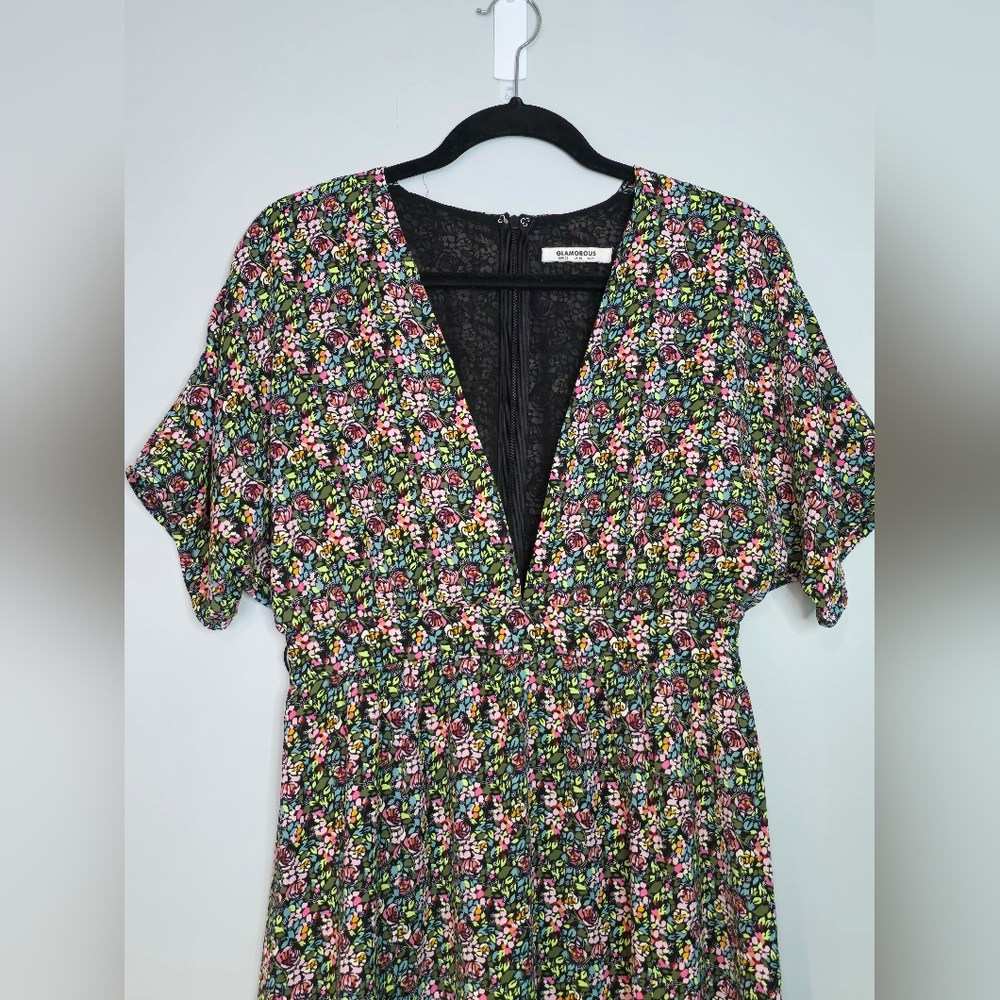 GLAMOROUS FLORAL MIDI DRESS - Picture 2 of 6